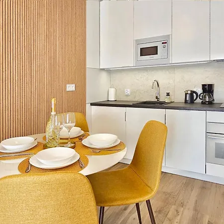 Holidayhomepl Sea & Forest C421 Z Sypialnia, Basen, Spa, Gym Gratis Apartment *